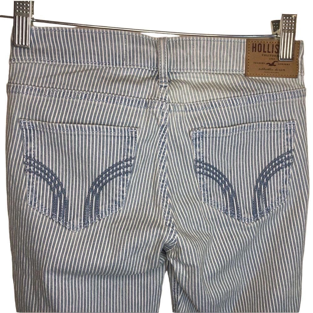 Hollister Blue and White Striped Cropped Pants